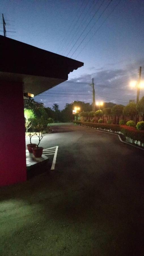 Love Boat Motel Chaozhou Екстериор снимка