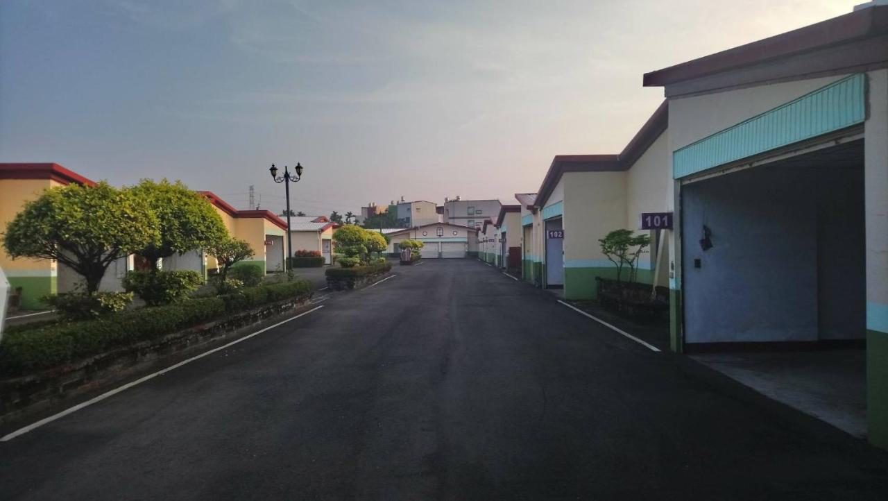 Love Boat Motel Chaozhou Екстериор снимка