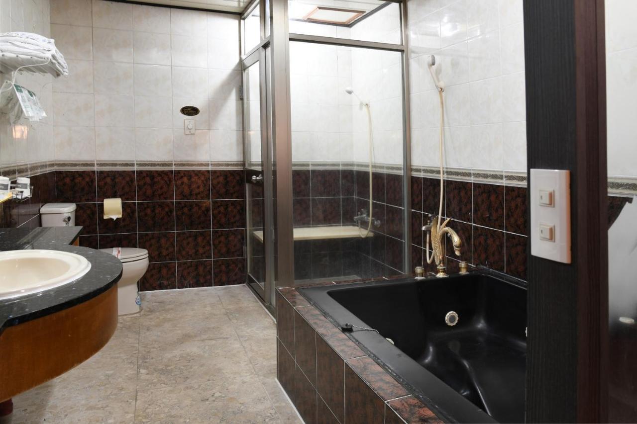 Love Boat Motel Chaozhou Екстериор снимка